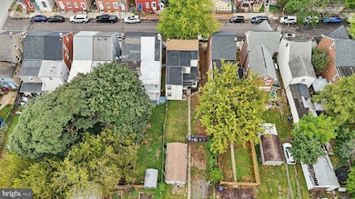 418 Walnut St, Pottstown, PA 19464 - photo 4