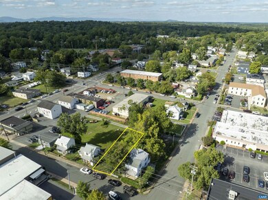 803 Dale Ave unit 350054000, Charlottesville, VA 22903 - photo 2