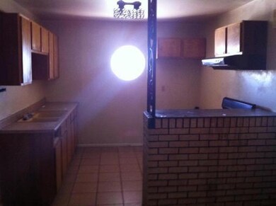 1029 Lomaland Dr unit 1, El Paso, TX 79907 - photo 5