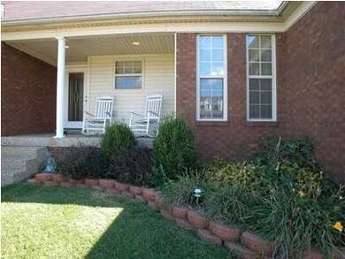 208 Teresa Kay Dr, Mount Washington, KY 40047 - photo 2