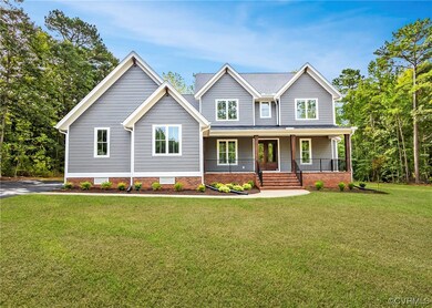 Beautiful home featuring irrigated front yard and