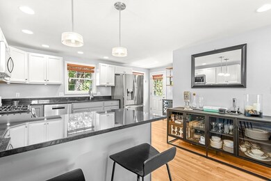77 Warren St unit A, Arlington, MA 02474 - photo 6