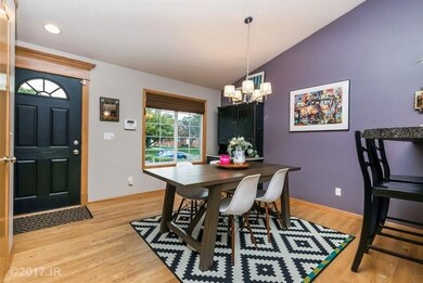 2612 45th St, Des Moines, IA 50310 - photo 3