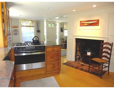 20 Middle St, Marblehead, MA 01945 - photo 5