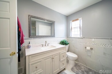 19 Varga Dr, Carteret, NJ 07008 - photo 6