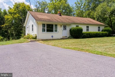 647 Henshaw Rd, Bunker Hill, WV 25413 - photo 2