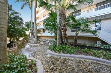 440 Seaview Ct Unit 105 Marco-large-003-