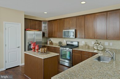 9892 Deer Run, Laurel, MD 20723 - photo 4