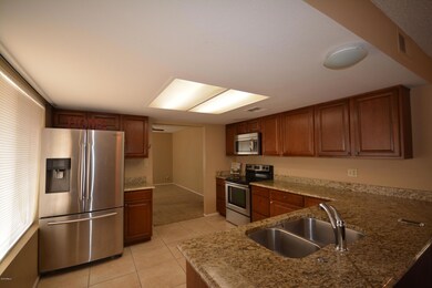 634 E Garnet Ave, Mesa, AZ 85204 - photo 2