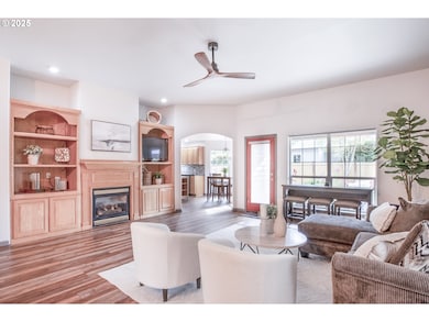 3534 Korbel St, Eugene, OR 97404 - photo 2