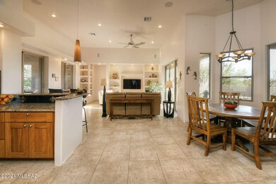 Casual dining to Family room