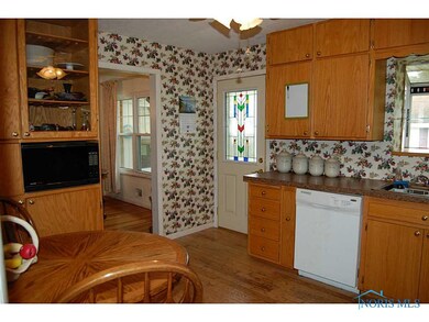 3141 Oak Grove Place, Toledo, OH 43613 - photo 7