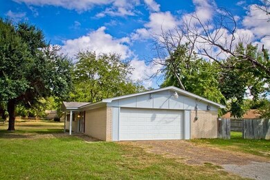 8306 Cambridge Rd, Tyler, TX 75703 - photo 4