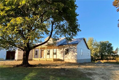 1343 Lake Vue Dr, Roaming Shores, OH 44085 - photo 6