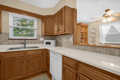 Eat In Kitchen