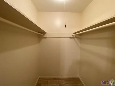 4114 Florida St unit 3, Zachary, LA 70791 - photo 5