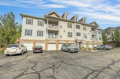 6 Cliff Rd unit D2, Woodland Park, NJ 07424 - photo 2