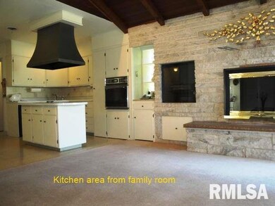 1890 14th St, Bettendorf, IA 52722 - photo 7