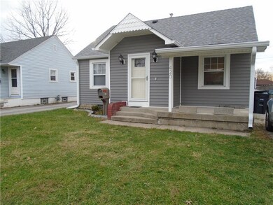 420 N 18th Ave, Beech Grove, IN 46107 - photo 2