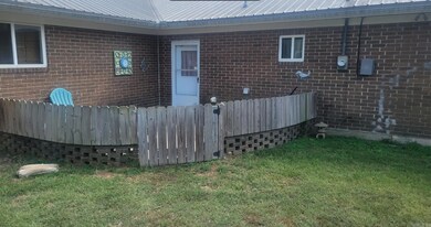 405 N 5th St, Clarendon, AR 72029 - photo 6