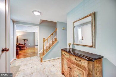 2934 Harvest Glen Ct, Herndon, VA 20171 - photo 5