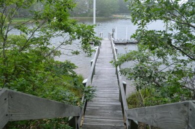 22 Dock