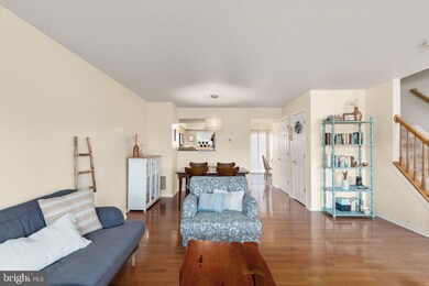 1361 Stoneleigh Ct, Stoney Beach, MD 21226 - photo 5