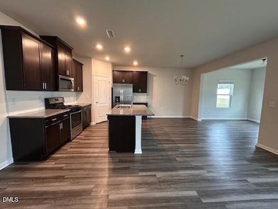 341 Wilbur Lake Dr, Fuquay-Varina, NC 27526 - photo 2