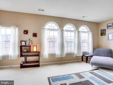 2695 Sheffield Hill Way unit 157, Woodbridge, VA 22191 - photo 3