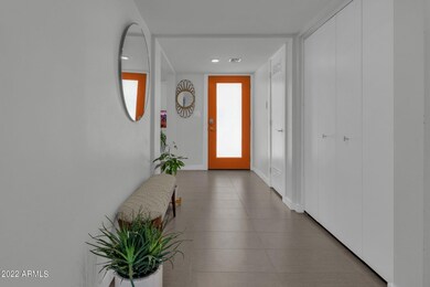 10001 N 33rd Pl