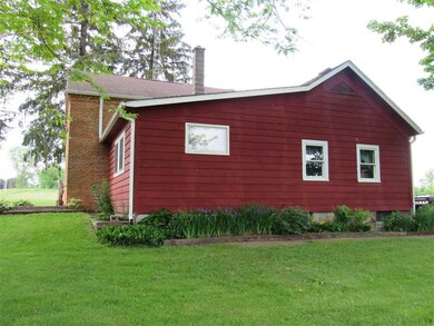 W6468 Patterson Rd, Monroe, WI 53566 - photo 4