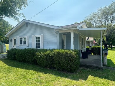 2133 10th St, Columbus, IN 47201 - photo 2