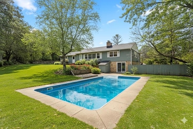 310 3rd St, Pewaukee, WI 53072 - photo 2