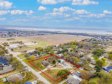 809 Nadine Ln, Grand Prairie, TX 75052 - photo 4