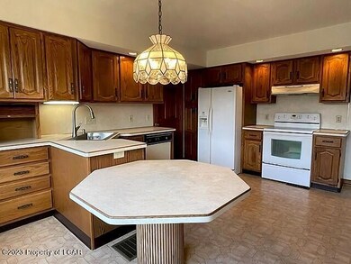 108 Ferrara Ave, Hazleton, PA 18201 - photo 5