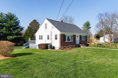 111 S 29th St, Purcellville, VA 20132 - photo 2
