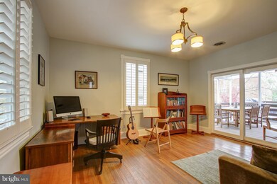 19 Grant Ave, Takoma Park, MD 20912 - photo 5