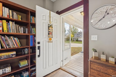 903 E Center St, Warsaw, IN 46580 - photo 4