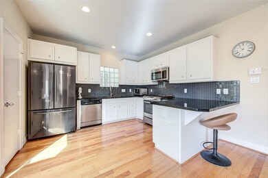 3707 Main Poplar Dr, Houston, TX 77025 - photo 7