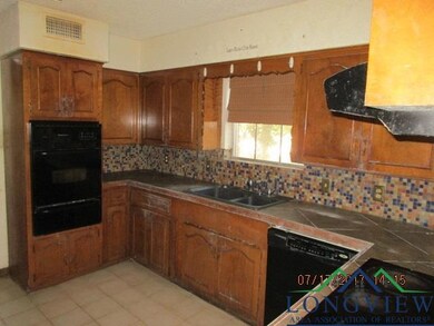 33 Desoto Cir, Texarkana, TX 75503 - photo 6