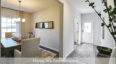 Wilmington_Model_Gray_Cabinets14