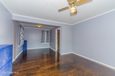 2 Livingroom 1