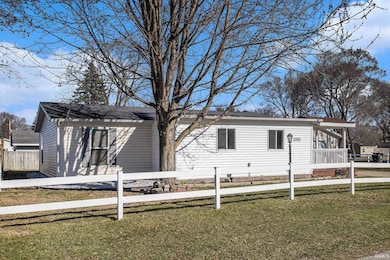 2700 7th St, Elkhart, IN 46517 - photo 3