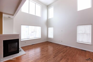 Living Room (2)