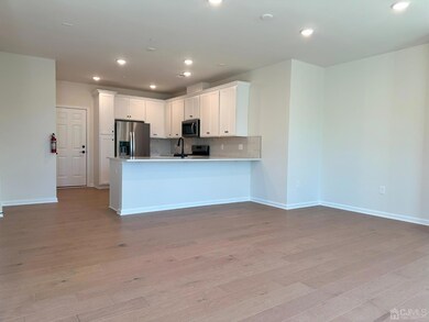 123 Lyla Ln, New Brunswick, NJ 08901 - photo 6