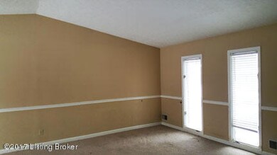 8303 Herrington Ct, Louisville, KY 40228 - photo 4