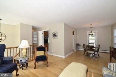 609 Abbott Ln, Falls Church, VA 22046 - photo 7