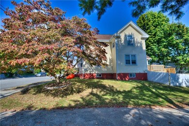 576 Laurel Hill Ave, Cranston, RI 02920 - photo 6