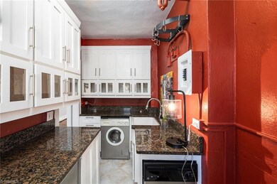 828 N Elm St unit A4, Greensboro, NC 27401 - photo 4