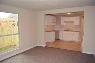 1020 Dewalt St unit A, Houston, TX 77088 - photo 5